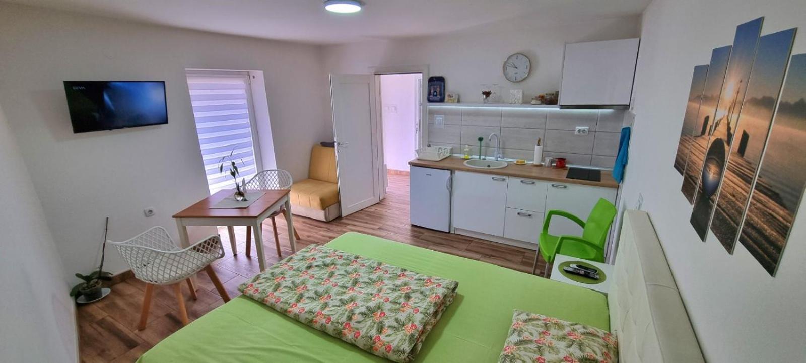 "My Life" Luxury River Apartments Ниш Экстерьер фото